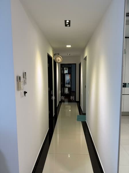 Bishan Loft, 33 Bishan Street 11, 4 Bedrooms, 1,485 sqft, Condominium For Sale, by Joseph Lim 林有利, 500179687 - Corridor - PropertyGuru.com.sg