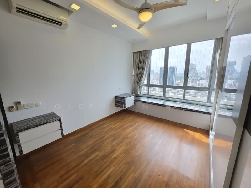 Bishan Loft, 33 Bishan Street 11, 4 Bedrooms, 1,485 sqft, Condominium For Sale, by Joseph Lim 林有利, 500179687 - Bedroom - PropertyGuru.com.sg