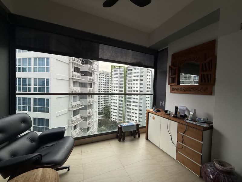 The Tampines Trilliant, 21 Tampines Central 7, 3 Bedrooms, 1,350 sqft, Executive Condominium For Sale, by Thomas Tong, 500179689 - Balcony - PropertyGuru.com.sg