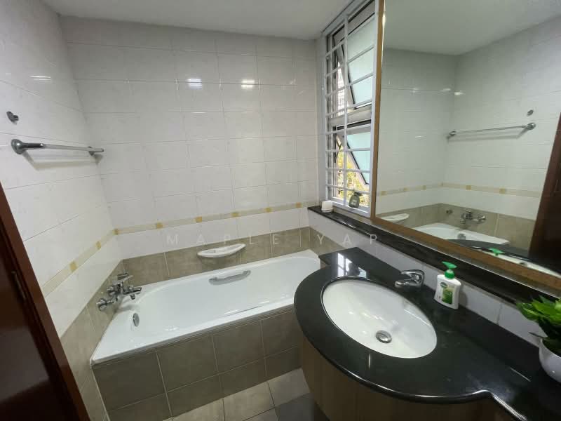 The Floravale, 226 Westwood Avenue, Room Rental, 150 sqft, Executive Condominium For Rent, by Maple Yap, 500179707 - Bathroom - PropertyGuru.com.sg
