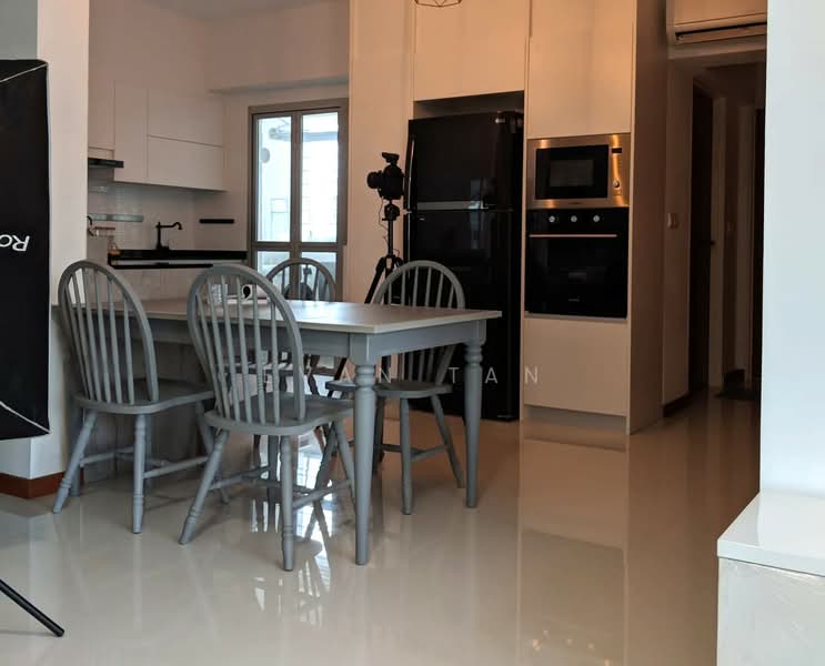 140A Corporation Drive, 140A Corporation Drive, 3 Bedrooms, 1,001 sqft, HDB Flat For Sale, by Evan Tan, 500179709 - Kitchen - PropertyGuru.com.sg