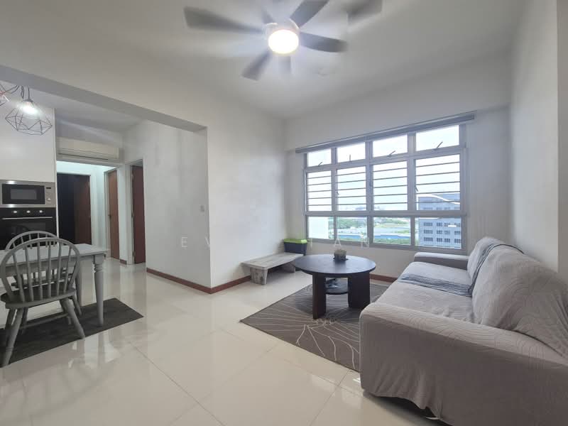 140A Corporation Drive, 140A Corporation Drive, 3 Bedrooms, 1,001 sqft, HDB Flat For Sale, by Evan Tan, 500179709 - Living Room - PropertyGuru.com.sg