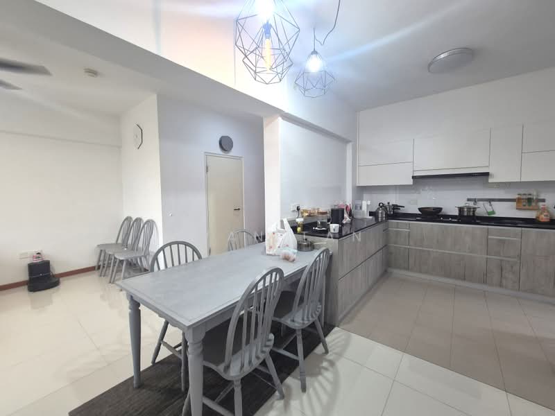 140A Corporation Drive, 140A Corporation Drive, 3 Bedrooms, 1,001 sqft, HDB Flat For Sale, by Evan Tan, 500179709 - Kitchen - PropertyGuru.com.sg