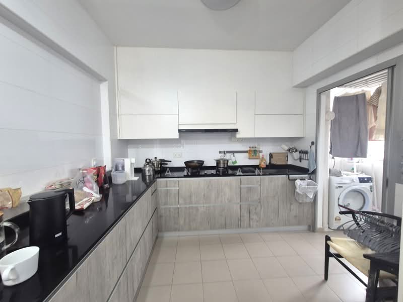 140A Corporation Drive, 140A Corporation Drive, 3 Bedrooms, 1,001 sqft, HDB Flat For Sale, by Evan Tan, 500179709 - Kitchen - PropertyGuru.com.sg