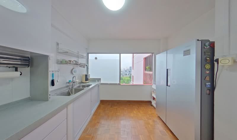 People's Park Complex, 1 Park Road, Room Rental, 120 sqft, Apartment For Rent, by Wee Ming Hao, 500179713 - Kitchen - PropertyGuru.com.sg