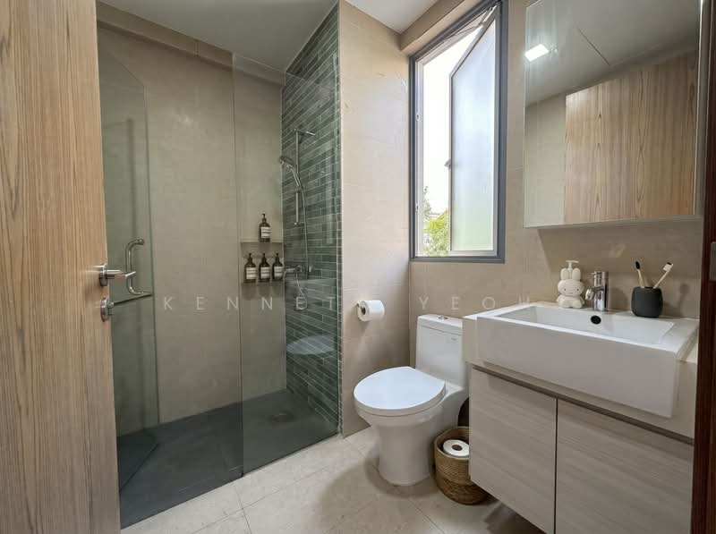 Laverne's Loft, 66 Lorong L Telok Kurau, 1 Bedroom, 398 sqft, Condominium For Sale, by Kenneth Yeoh, 500179720 - Bathroom - PropertyGuru.com.sg