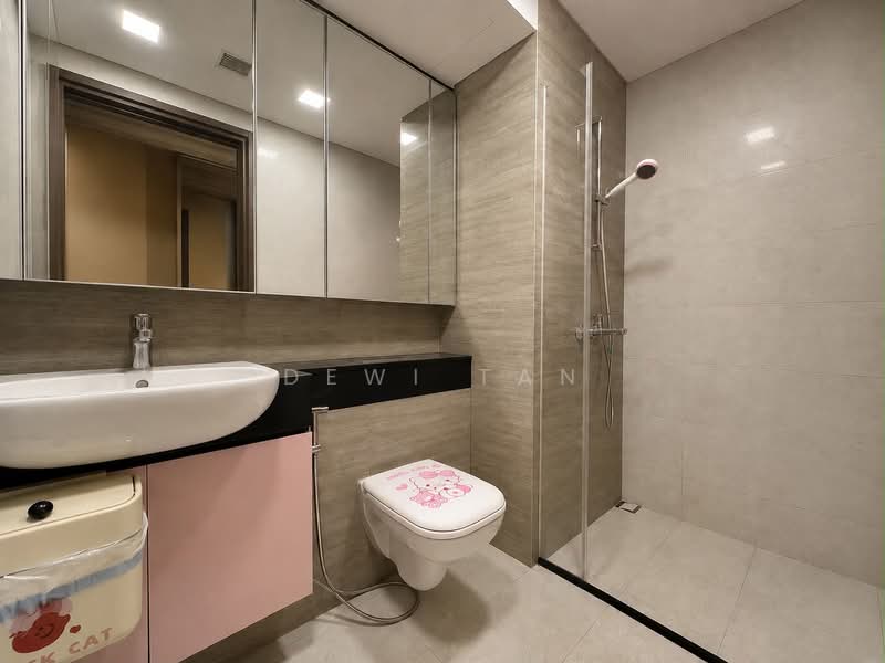 Park Place Residences, 2 Paya Lebar Road, 2 Bedrooms, 667 sqft, Condominium For Sale, by Dewi Tan, 500179727 - Bathroom - PropertyGuru.com.sg