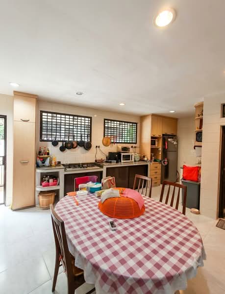 East Coast Road, East Coast Road, Katong,, 4 Bedrooms, 2,411 sqft, Terraced House For Sale, by Joy Chung, 500179733 - Kitchen - PropertyGuru.com.sg