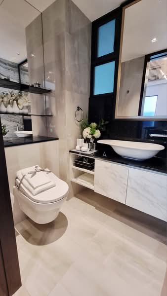 Belgravia Ace, Belgravia Drive, 5 Bedrooms, 4,370 sqft, Semi-Detached House For Sale, by Clara Heng, 500179738 - Bathroom - PropertyGuru.com.sg