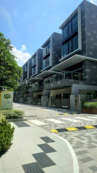 Belgravia Ace, Belgravia Drive, 5 Bedrooms, 4,370 sqft, Semi-Detached House For Sale, by Clara Heng, 500179738 - Exterior - PropertyGuru.com.sg