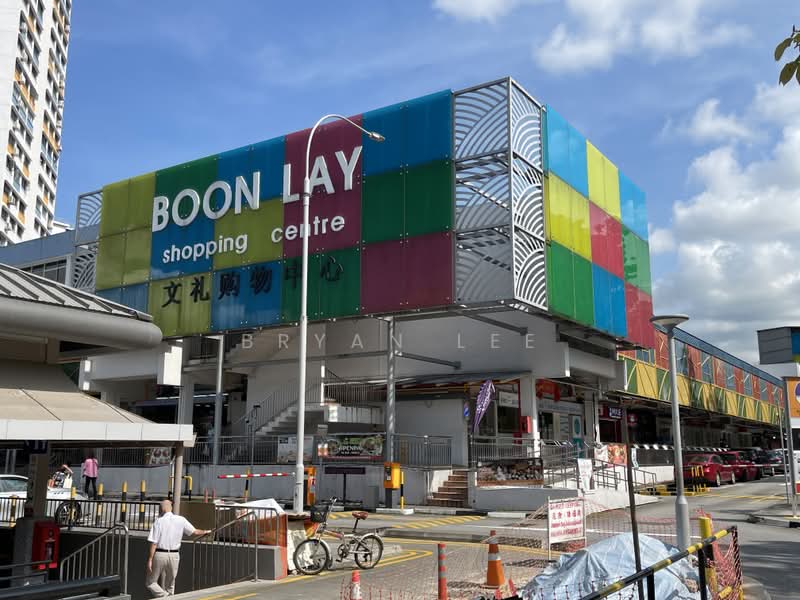 208 Boon Lay Place, 208 Boon Lay Place, 3 Bedrooms, 700 sqft, HDB Flat For Rent, by Bryan Lee, 500179752 - Boon Lay Shopping Centre - PropertyGuru.com.sg