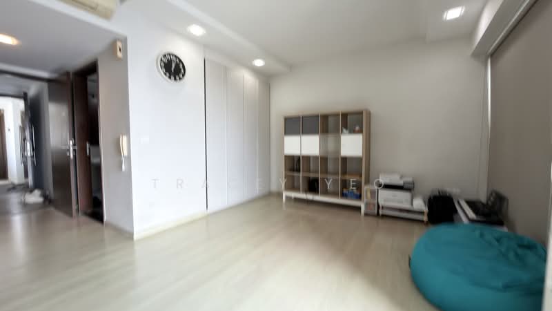 Riverparc Residence, 94 Punggol Drive, 3 Bedrooms, 1,227 sqft, Executive Condominium For Sale, by Tracey Yeo, 500179754 - Living Room - PropertyGuru.com.sg