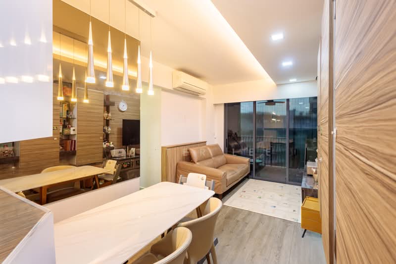 747B Bedok Reservoir Crescent, 747B Bedok Reservoir Crescent, 3 Bedrooms, 915 sqft, HDB Flat For Sale, by Lester Lee, 500179761 - Living Room - PropertyGuru.com.sg