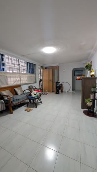 841 Tampines Street 83, 841 Tampines Street 83, Room Rental, 135 sqft, HDB Flat For Rent, by Allan Sim, 500179765 - Living Room - PropertyGuru.com.sg