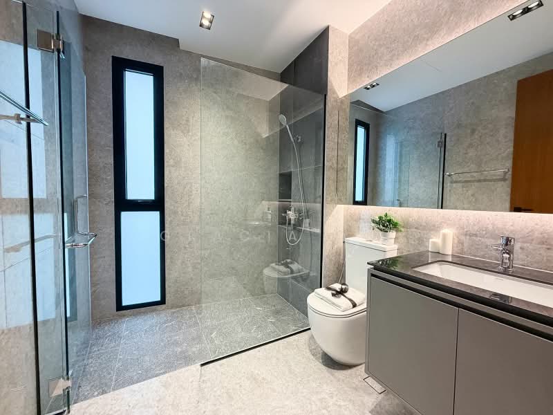 Jalan Sankam, , 5 Bedrooms, 4,834 sqft, Terraced House For Sale, by Gracia Ow, 500179775 - Bathroom - PropertyGuru.com.sg
