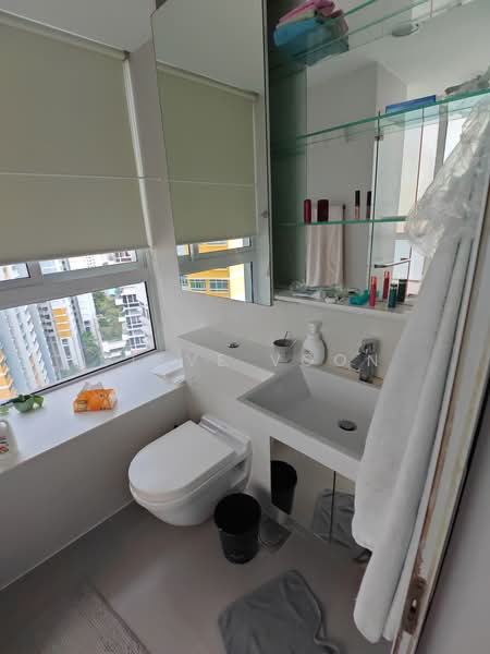 The Regency at Tiong Bahru, 36 Chay Yan Street, Room Rental, 180 sqft, Condominium For Rent, by Steve Voon, 500179779 - Bathroom - PropertyGuru.com.sg