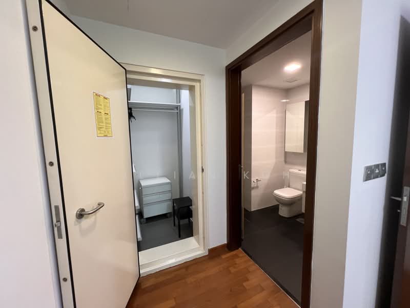 Urban Residences, 10 Lorong Ah Soo, 1 Bedroom, 484 sqft, Condominium For Rent, by Lillian Koh, 500179780 - Bathroom - PropertyGuru.com.sg
