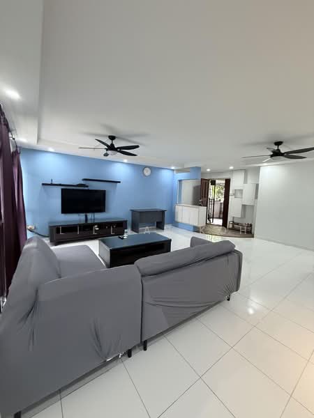319B Anchorvale Drive, 319B Anchorvale Drive, 3 Bedrooms, 1,184 sqft, HDB Flat For Rent, by Lillian Koh, 500179783 - Living Room - PropertyGuru.com.sg