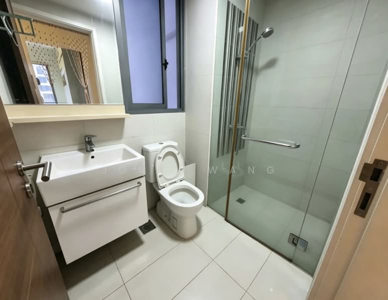 Arc at Tampines, 21 Tampines Avenue 8, 2 Bedrooms, 860 sqft, Executive Condominium For Rent, by Jonny Wang, 500179784 - Bathroom - PropertyGuru.com.sg