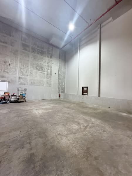 2 Pandan Avenue, 2 Pandan Avenue, 4,000 sqft, Warehouse For Rent, by Lillian Koh, 500179787 - Interior - CommercialGuru.com.sg