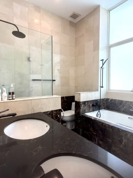 D11 Botanic Gardens Semi-Detached at University Road, University Road, 5 Bedrooms, 2,314 sqft, Semi-Detached House For Sale, by Cheryl Tang, 500179791 - Master Bathroom - PropertyGuru.com.sg