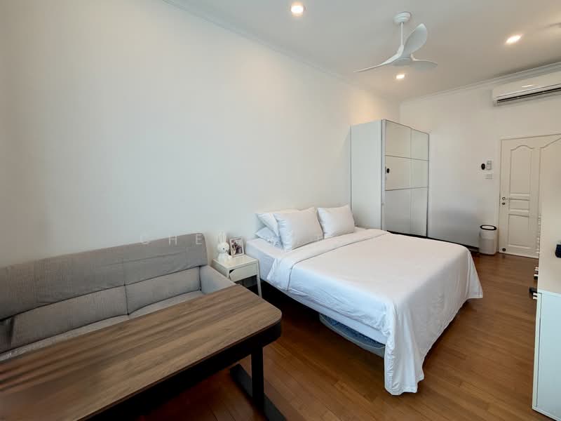 D11 Botanic Gardens Semi-Detached at University Road, University Road, 5 Bedrooms, 2,314 sqft, Semi-Detached House For Sale, by Cheryl Tang, 500179791 - Master Bedroom - PropertyGuru.com.sg