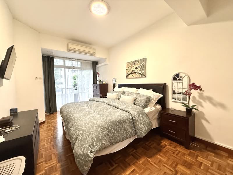 Elizabeth Heights, 57 Cairnhill Road, 4 Bedrooms, 2,530 sqft, Condominium For Sale, by Hilda Chan- Peddell, 500179792 - Bedroom - PropertyGuru.com.sg