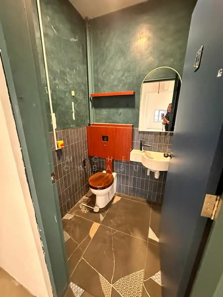 Tanjong Pagar Shophouses, Tanjong Pagar, 1,600 sqft, Food & Beverage For Rent, by Michele Cabasug, 500179802 - Bathroom - CommercialGuru.com.sg