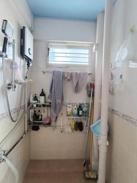 23 Bendemeer Road, 23 Bendemeer Road, Room Rental, 100 sqft, HDB Flat For Rent, by Kenny Kan, 500179812 - Bathroom - PropertyGuru.com.sg