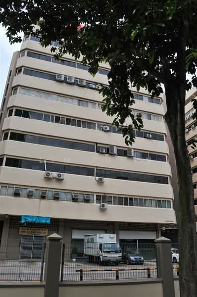 Tong Lee Building, 35 Kallang Pudding Road, 2,982 sqft, Light Industrial (B1) For Sale, by Lim Yuxin, 500179821 - Exterior - CommercialGuru.com.sg