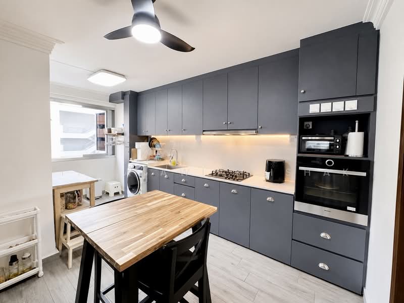 105 Pasir Ris Street 12, 105 Pasir Ris Street 12, 3 Bedrooms, 1,313 sqft, HDB Flat For Sale, by Siti Alawiah Ishak, 500179825 - Kitchen - PropertyGuru.com.sg
