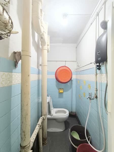 21 Balam Road, 21 Balam Road, Room Rental, 100 sqft, HDB Flat For Rent, by Kenny Kan, 500179847 - Bathroom - PropertyGuru.com.sg