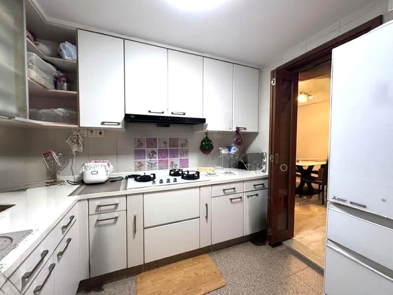 Butterworth 8, 4 Butterworth Lane, 3 Bedrooms, 1,313 sqft, Condominium For Sale, by Isabella Teo, 500179850 - Kitchen - PropertyGuru.com.sg
