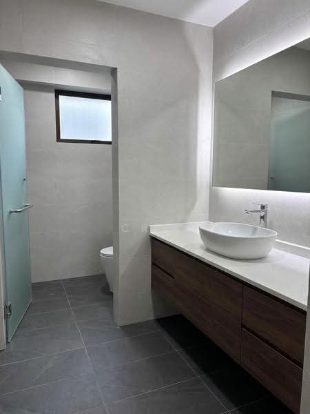 631 Choa Chu Kang North 6, 631 Choa Chu Kang North 6, Dairy Farm / Bukit Panjang / Choa Chu Kang, 3 Bedrooms, 1,216 sqft, HDB Flat For Sale, by Cris Chia, 500179861 - Common Bathroom - PropertyGuru.com.sg