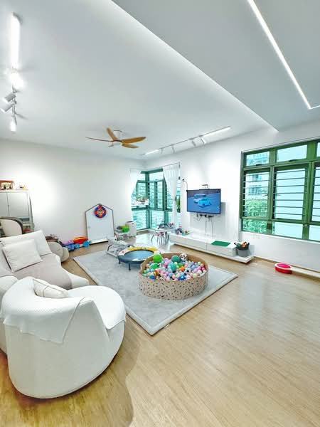 Windermere, 20 Choa Chu Kang Street 64, 3 Bedrooms, 1,453 sqft, Condominium For Rent, by Carson Chan, 500179890 - Living Room - PropertyGuru.com.sg
