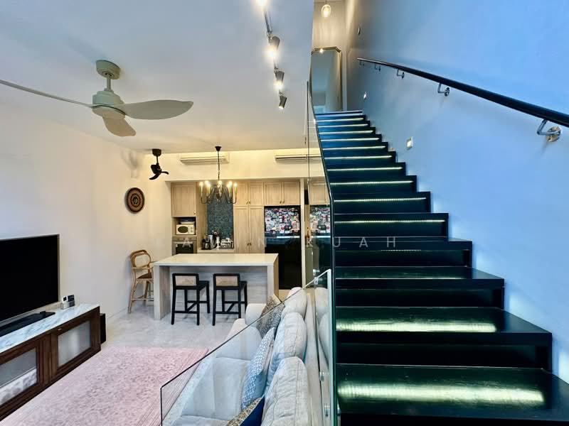 Lighthouse, 161A Jalan Loyang Besar, Changi Airport / Changi Village, 2 Bedrooms, 1,119 sqft, Condominium For Sale, by Kavin Kuah, 500179915 - Living Room - PropertyGuru.com.sg