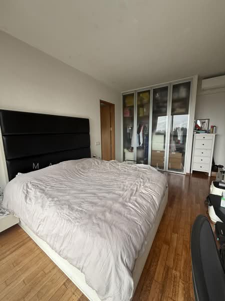 The Seafront on Meyer, 55 Meyer Road, 3 Bedrooms, 1,604 sqft, Condominium For Sale, by Margaret Lim, 500179919 - Master Bedroom - PropertyGuru.com.sg