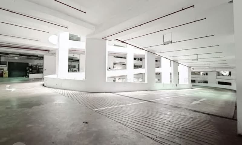 Woodlands Industrial Xchange, 71 Woodlands Avenue 10, 1,722 sqft, Factory / Workshop (B2) For Rent, by Michelle Lim, 500179920 - Car Park - CommercialGuru.com.sg