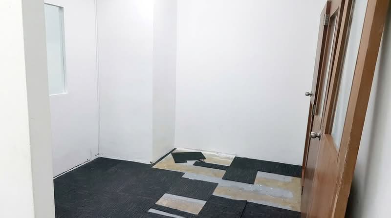 Halcyon 1, 39A Jalan Pemimpin, 1,332 sqft, Light Industrial (B1) For Rent, by Irwin Kao, 500179922 - Interior - CommercialGuru.com.sg
