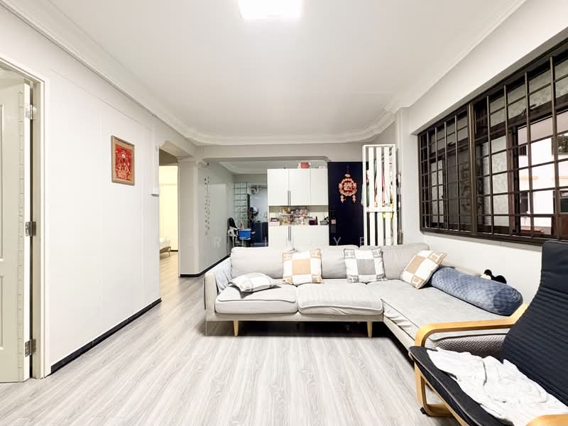 Affordable $6xxk Renovated Huge 1087 sqft 4 Rm HDB near Tampines East Mrt Tampines mart east spring, , 3 Bedrooms, 1,087 sqft, HDB Flat For Sale, by Martin, 500179935 - PropertyGuru.com.sg