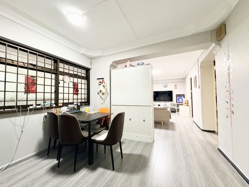 Affordable $6xxk Renovated Huge 1087 sqft 4 Rm HDB near Tampines East Mrt Tampines mart east spring, , 3 Bedrooms, 1,087 sqft, HDB Flat For Sale, by Martin, 500179935 - Living Room - PropertyGuru.com.sg