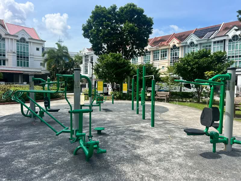 94 Westwood Crescent, Westwood Crescent, Room Rental, 200 sqft, Terraced House For Rent, by Choo Wei Siong, 500179965 - Fitness Corner - PropertyGuru.com.sg