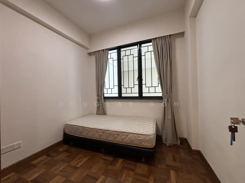 Regent Grove, 50 Choa Chu Kang North 7, 4 Bedrooms, 1,259 sqft, Condominium For Sale, by Douglas Goh, 500179966 - Bedroom - PropertyGuru.com.sg