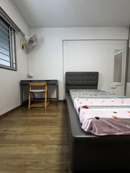124 Tampines Street 11, 124 Tampines Street 11, Room Rental, 100 sqft, HDB Flat For Rent, by Aden Lim, 500179969 - Bedroom - PropertyGuru.com.sg