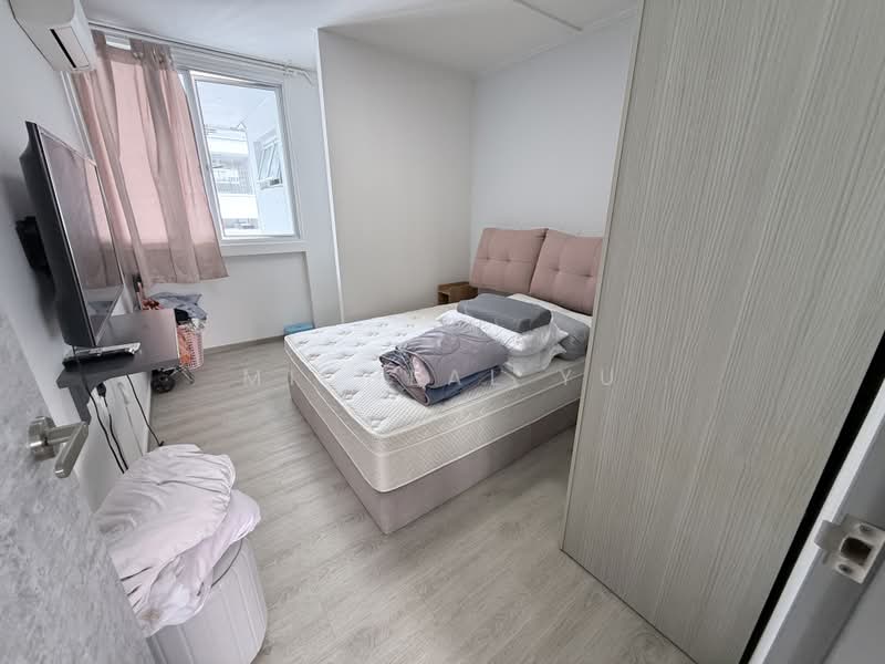 233 Serangoon Avenue 3, 233 Serangoon Avenue 3, Room Rental, 100 sqft, HDB Flat For Rent, by Micheal Yu, 500179995 - Bedroom - PropertyGuru.com.sg