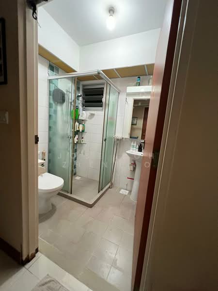 803D Keat Hong Close, 803D Keat Hong Close, 3 Bedrooms, 1,216 sqft, HDB Flat For Sale, by Jose Loh Zhenhao, 500179997 - Bathroom - PropertyGuru.com.sg