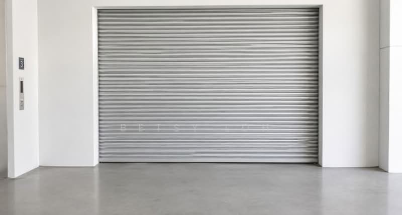 Affordable Rental Warehouse In Tuas, Tuas, 11,800 sqft, Warehouse For Rent, by Betsy Loh, 500180007 - Entrance - CommercialGuru.com.sg
