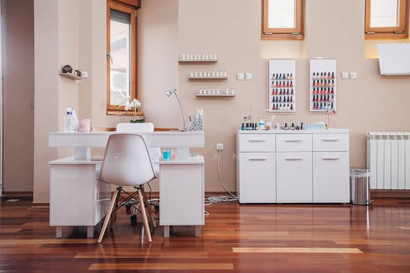 Co-living/Other trades welcome! District 15! Super convenient! Move in immediately!!, , 1,574 sqft, Shop / Shophouse For Rent, by Aaron Wan 温伟雄, 500180010 - Interior - CommercialGuru.com.sg