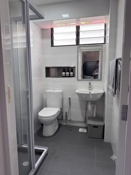 873 Yishun Street 81, 873 Yishun Street 81, Sembawang / Yishun, 3 Bedrooms, 1,367 sqft, HDB Flat For Sale, by Kuang YiRu, 500180012 - Bathroom - PropertyGuru.com.sg