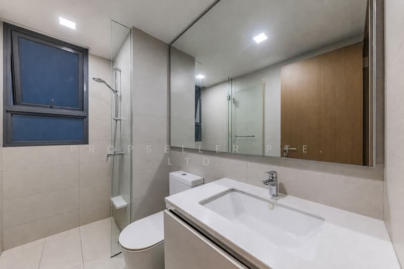 Bellewaters, 19 Anchorvale Crescent, 4 Bedrooms, 1,130 sqft, Executive Condominium For Sale, by JOHN YEO, 500180027 - Bathroom - PropertyGuru.com.sg